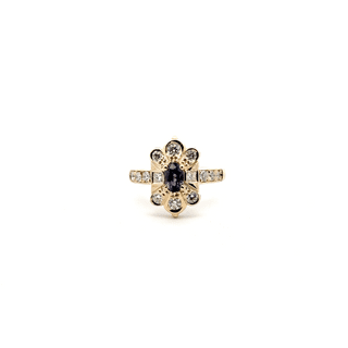 Vardy's Collection Oval Alexandrite and Round Diamond Geometric Fashion Ring in 14K Yellow Gold (1.36ct)