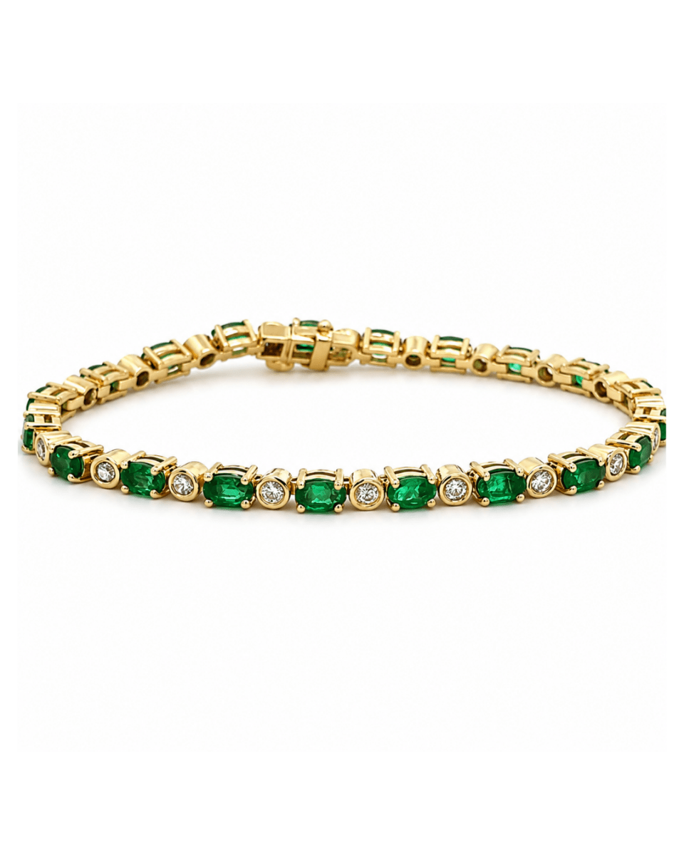 Vardy's Collection Oval Emerald and Round Diamond Bracelet in 14K Yellow Gold (7.34ct)