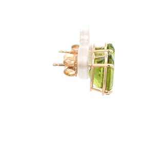 Vardy's Collection Oval Peridot Stud Earrings in 14K Yellow Gold (6.60ct)