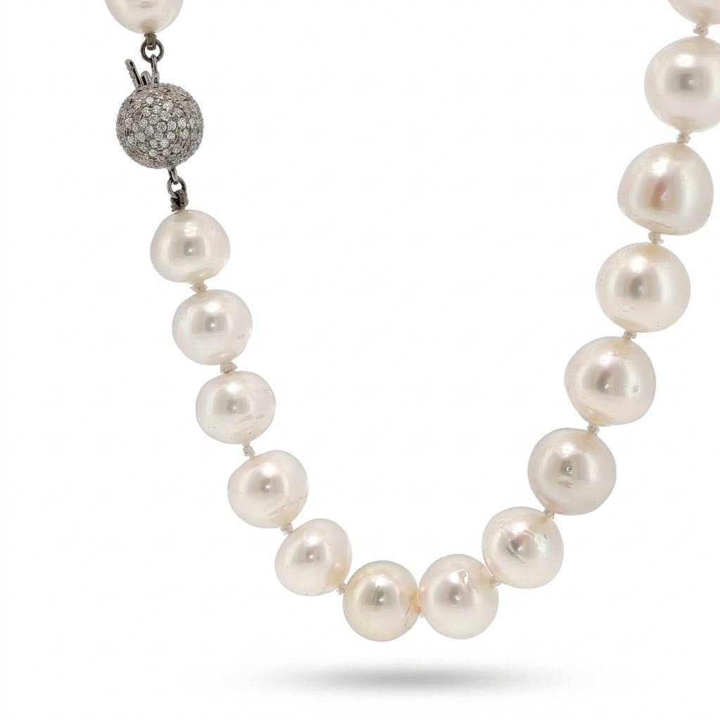 Vardy's Collection Round Diamond and South Sea White Pearl Single Strand Necklace in 14K White Gold (0.46ctw)