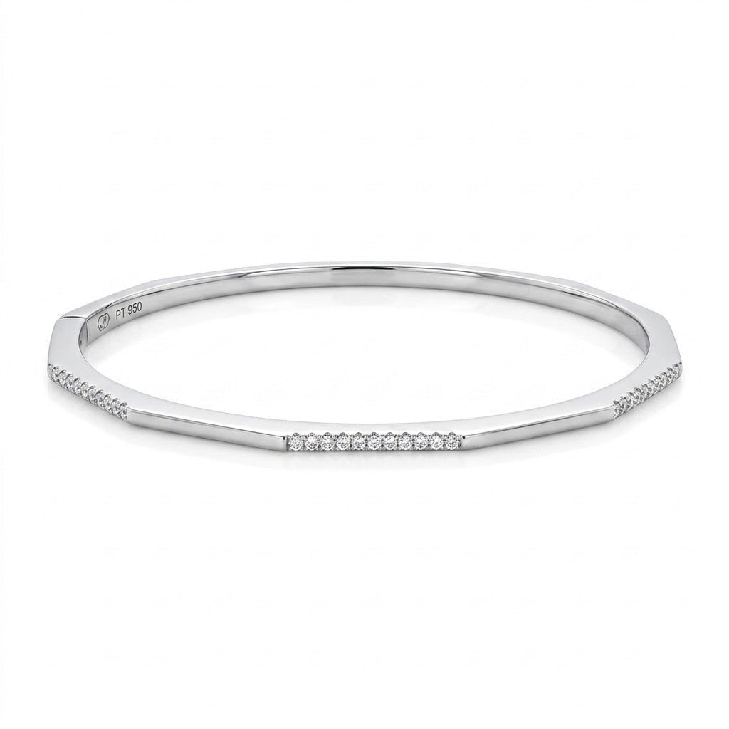 Vardy's Collection Round Diamond Bangle Bracelet in 14K White Gold (0.23tcw)