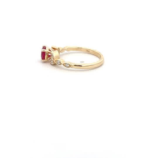 Vardy's Collection Round Ruby and Round Diamond Fashion Ring in 14K Yellow Gold (0.83ct)