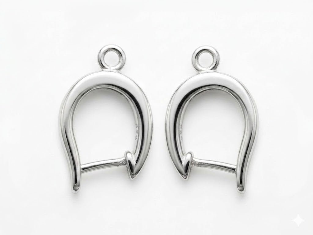 Vardy's Collection Small Hoop Earrings in 14K White Gold (4.7g)