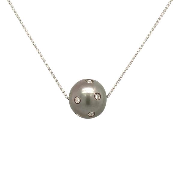 14 Karat White Gold Tahitian Black Pearl and Diamond Necklace